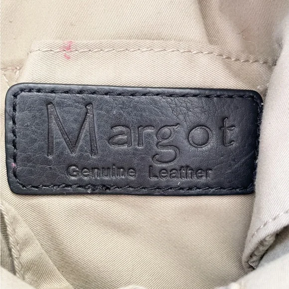 Margot Crossbody Bag - Picture 11 of 12